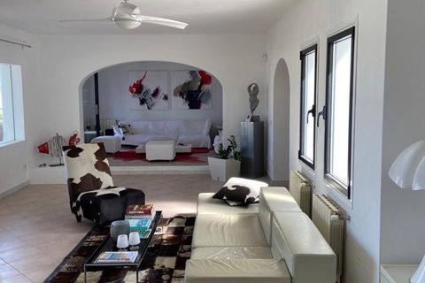 Villa a Cala Tarida, Ibiza, Cala Tarida - € 1.700.000 | Ref: CVE607 - foto 6